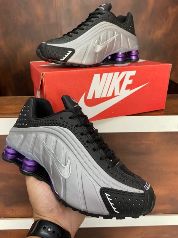 Tênis Nike Shox R4 Feminino Premium - Image 2